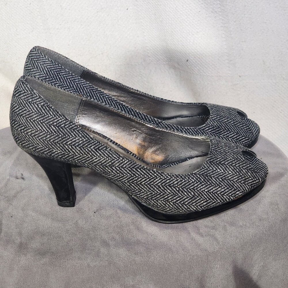 Candie's Grey Black Tweed SeeMe 3" Peep Toe Non Slick Sole Dress Pumps Size 7M - Picture 7 of 16